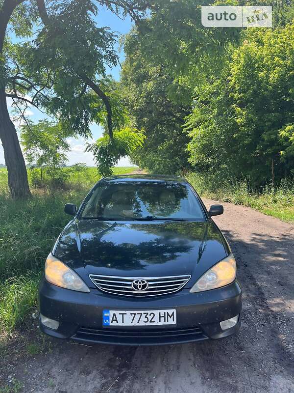 2005 toyota camry