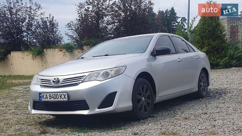 2014 toyota camry