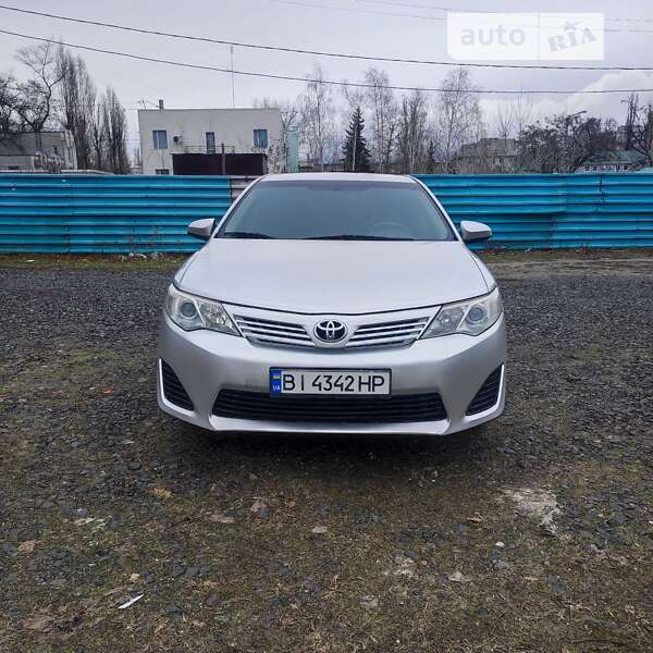 2013 toyota camry
