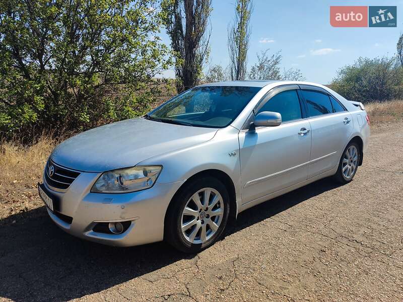 2007 toyota aurion