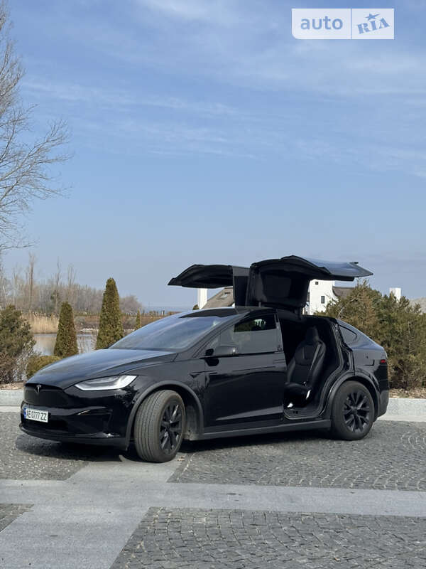 2022 tesla model x