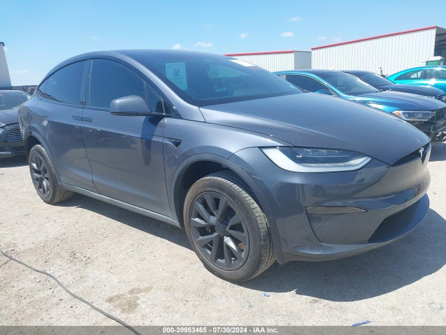 2022 tesla model x
