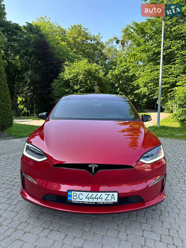 2022 tesla model x plaid