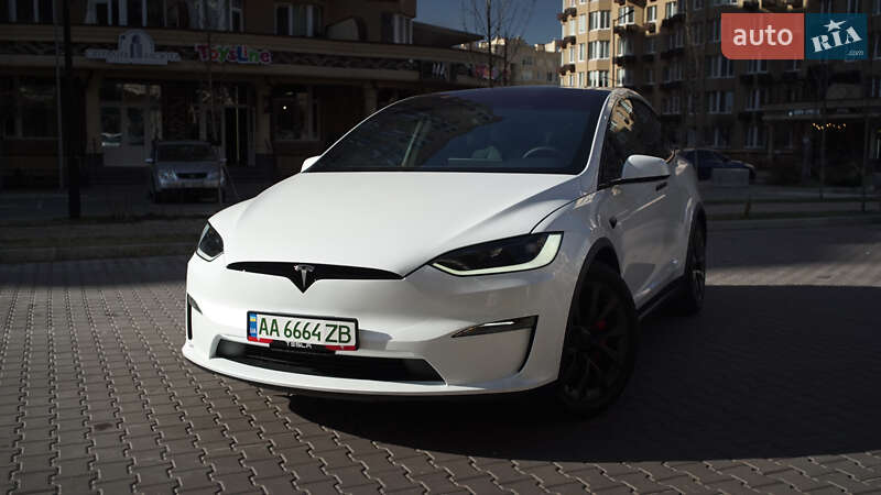2023 tesla model x