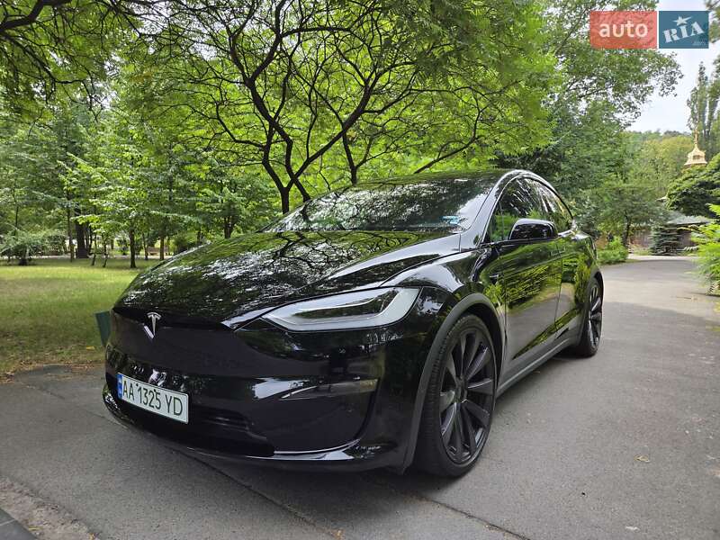 2022 tesla model x