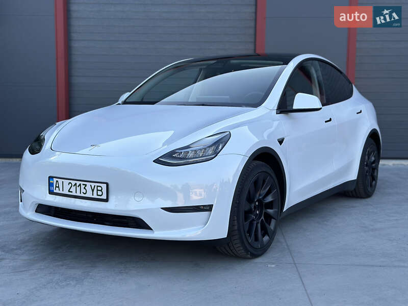 2022 TESLA Model Y