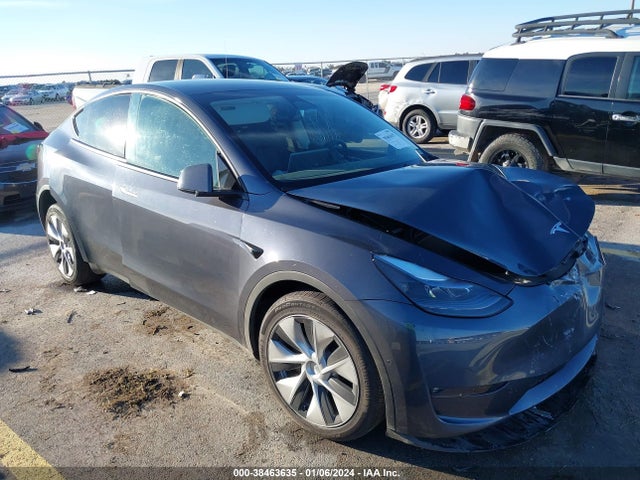 2022 tesla model y