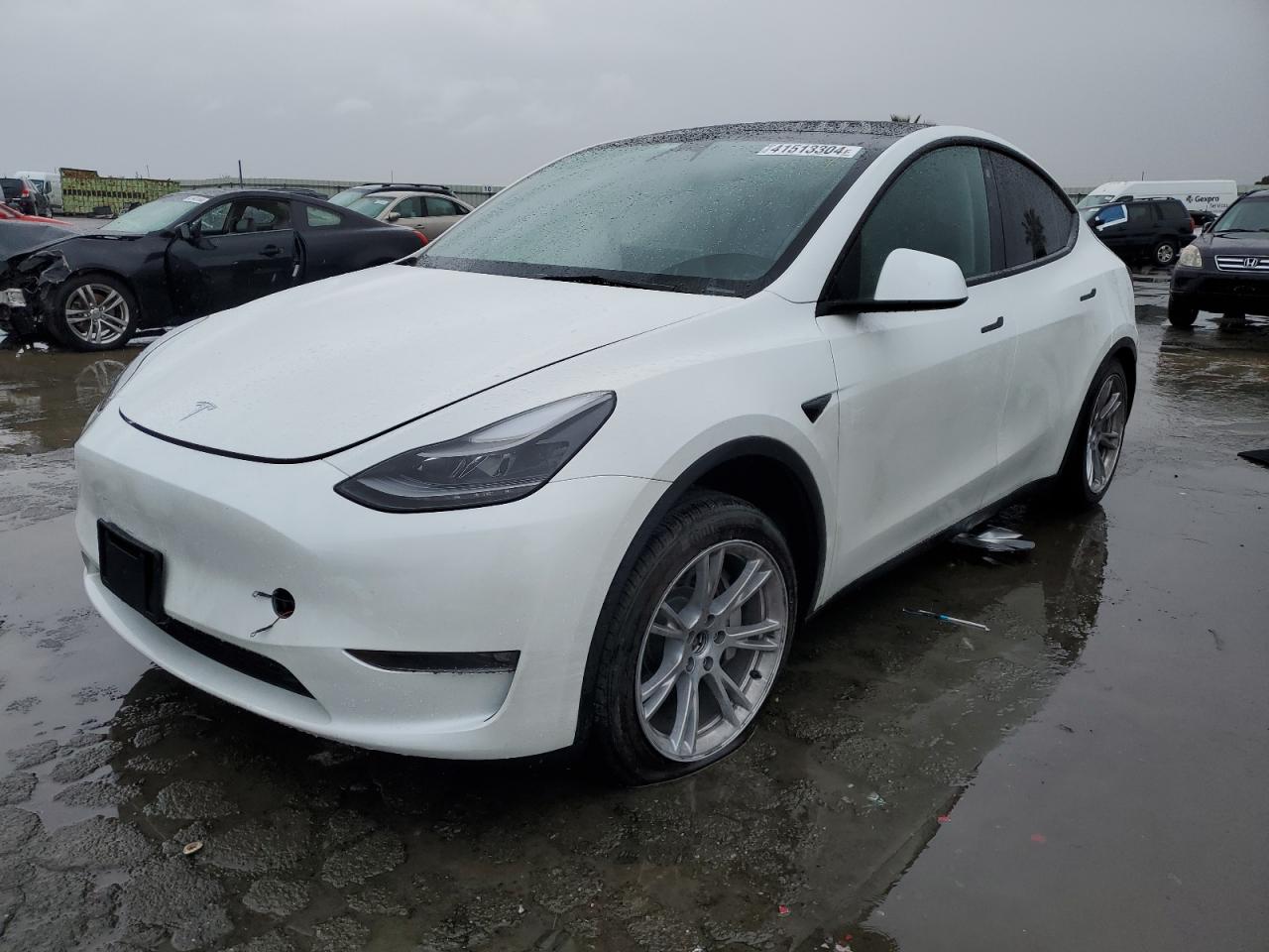 2023 tesla model y