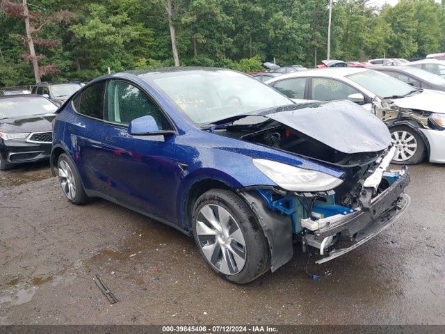 2022 tesla model y