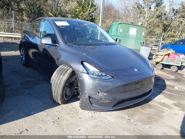 2022 tesla model y