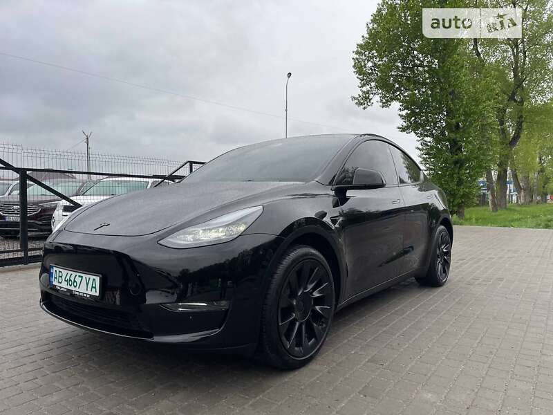 2022 tesla model y