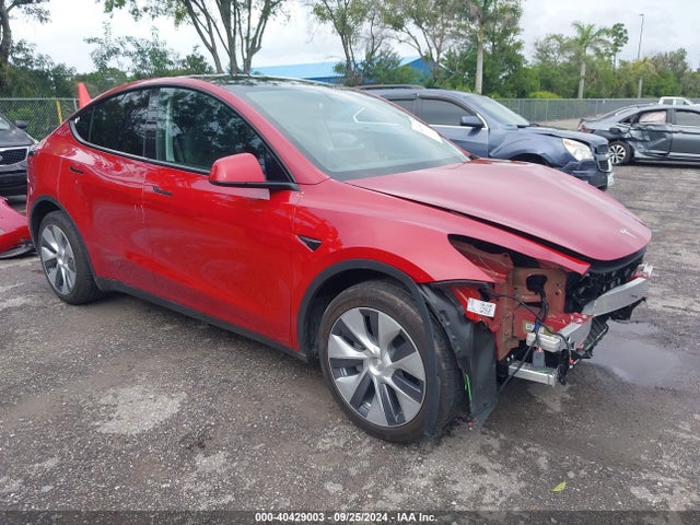2022 tesla model y