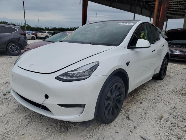 2022 tesla model y