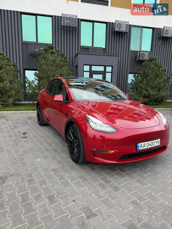 2022 tesla model y
