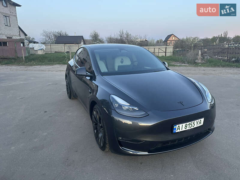 2024 tesla model y