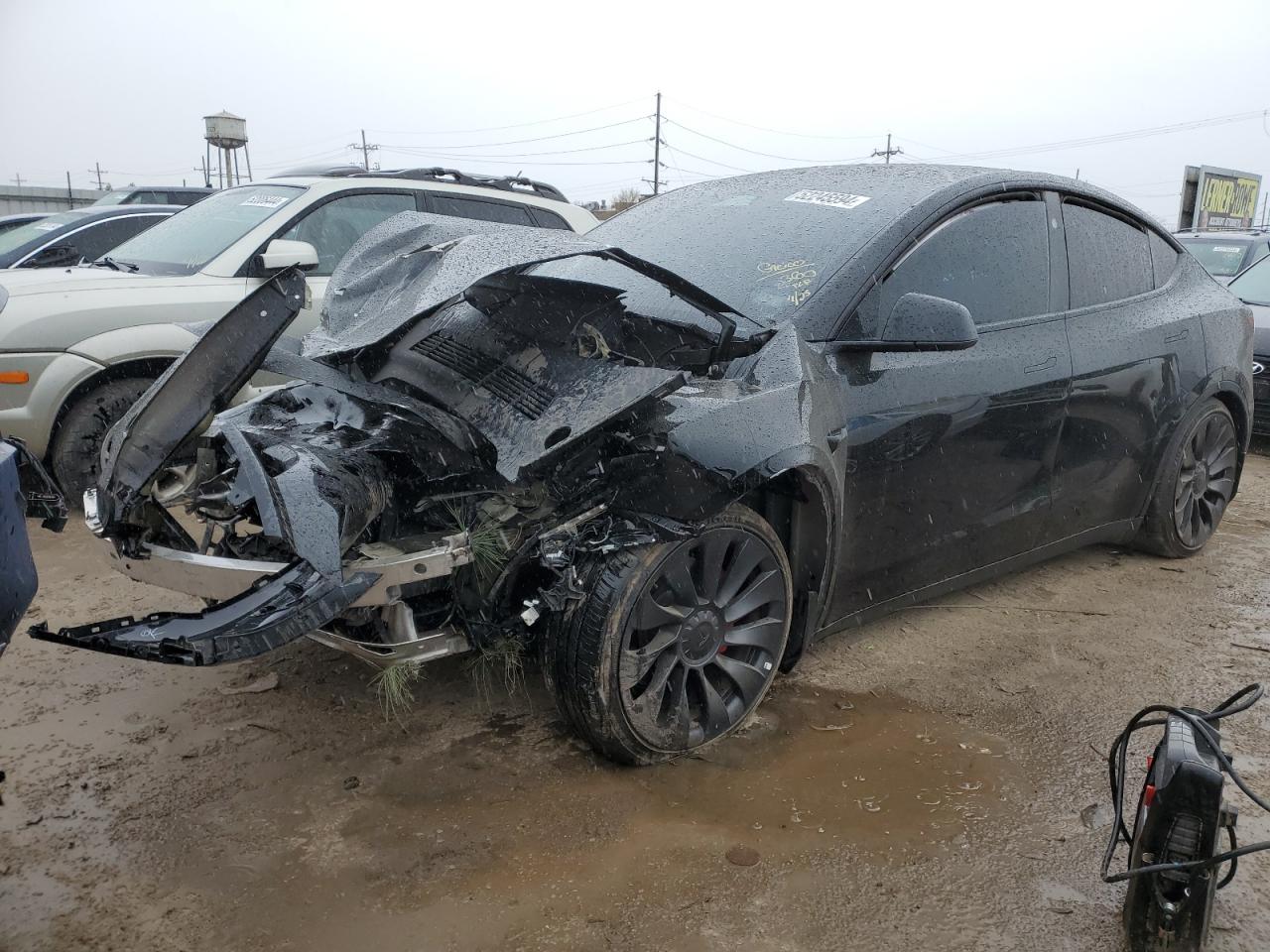 2023 tesla model y