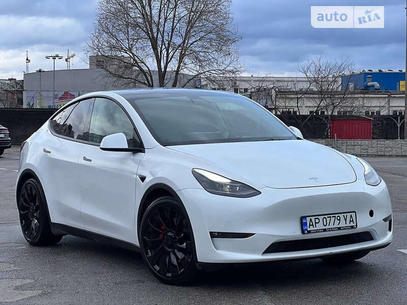 2021 tesla model y