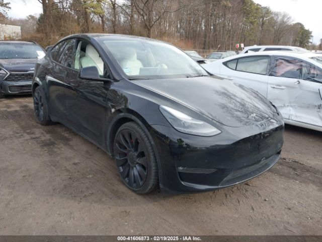 2022 TESLA Model Y