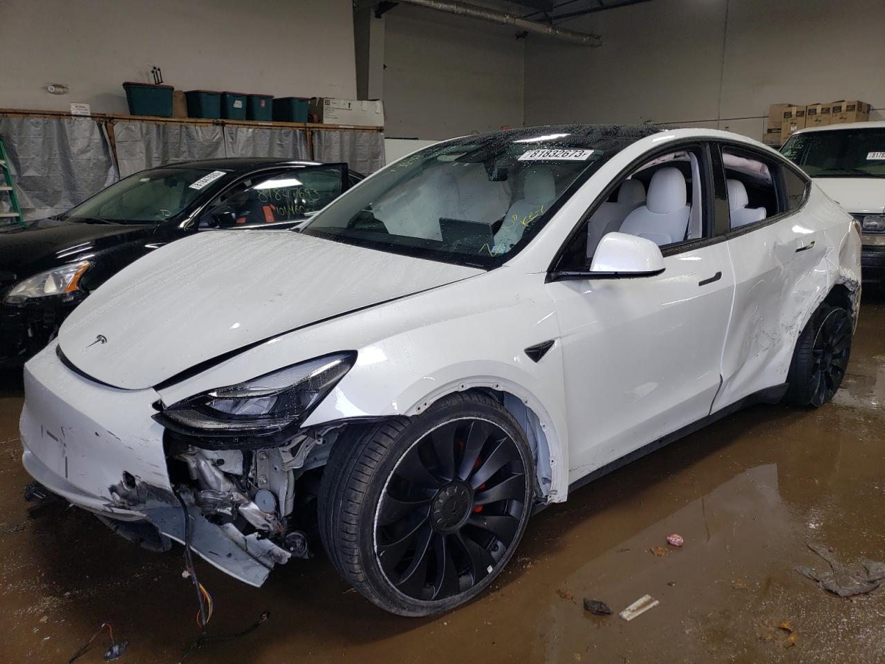 2022 TESLA Model Y