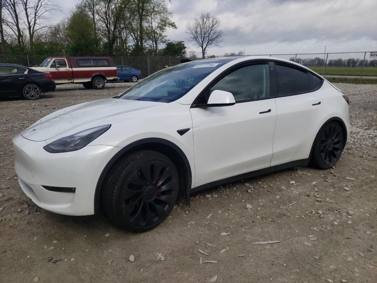 2022 tesla model y