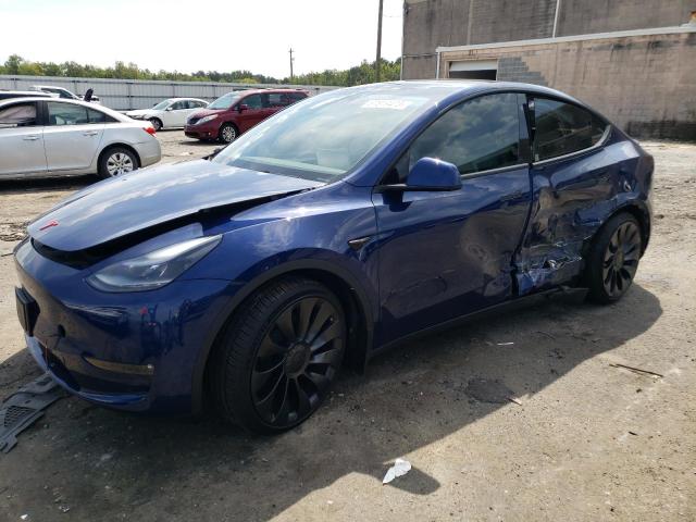 2022 tesla model y