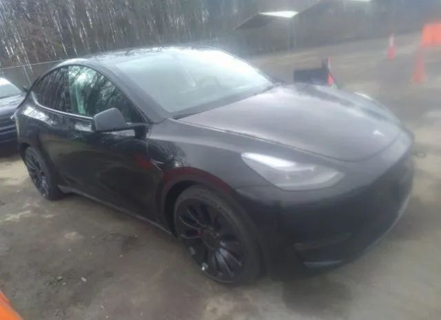2022 tesla model y