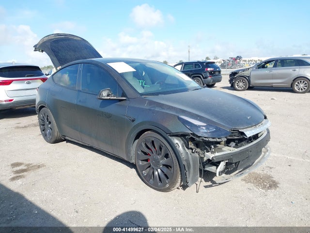 2022 tesla model y