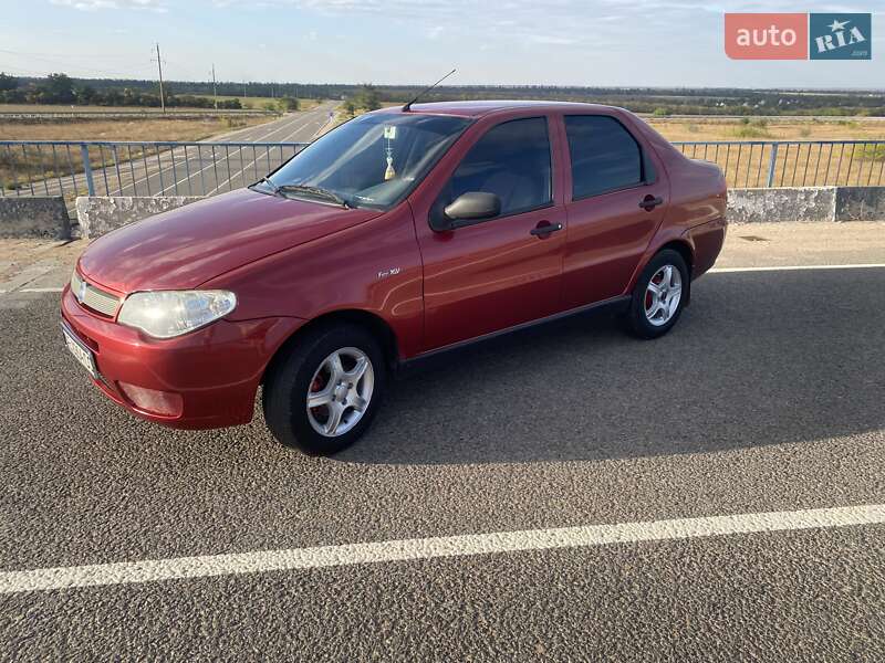 2005 fiat siena