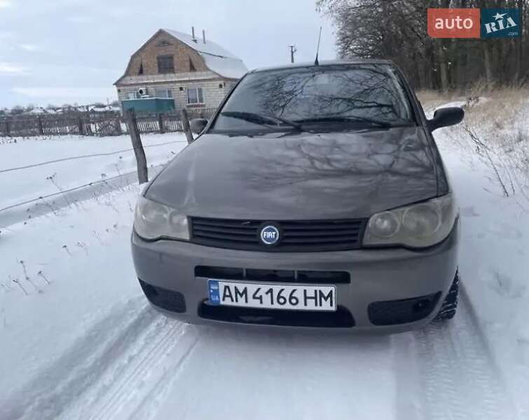 2006 fiat siena