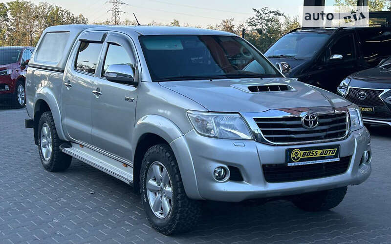 2014 toyota hilux