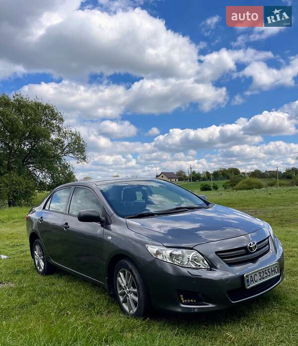 2010 toyota corolla