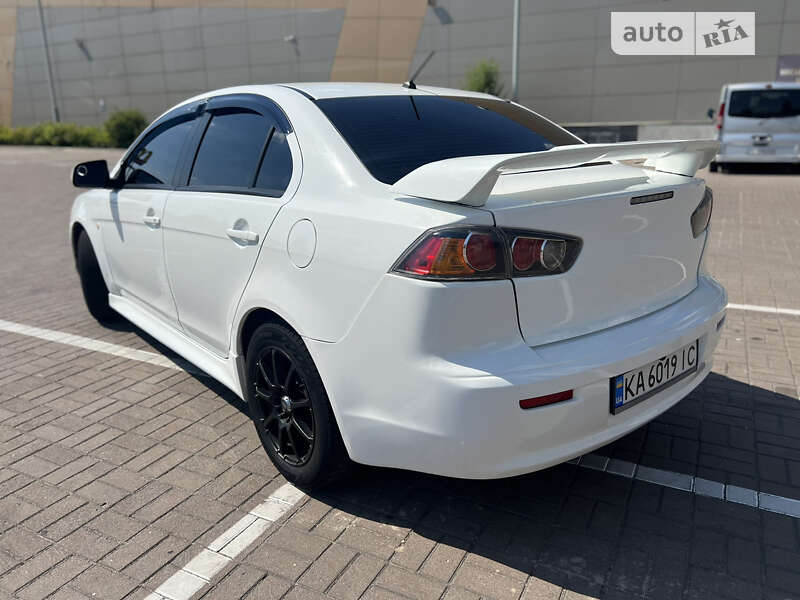 2014 mitsubishi lancer