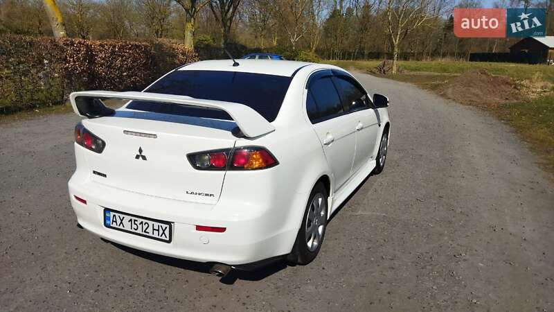 2014 mitsubishi lancer