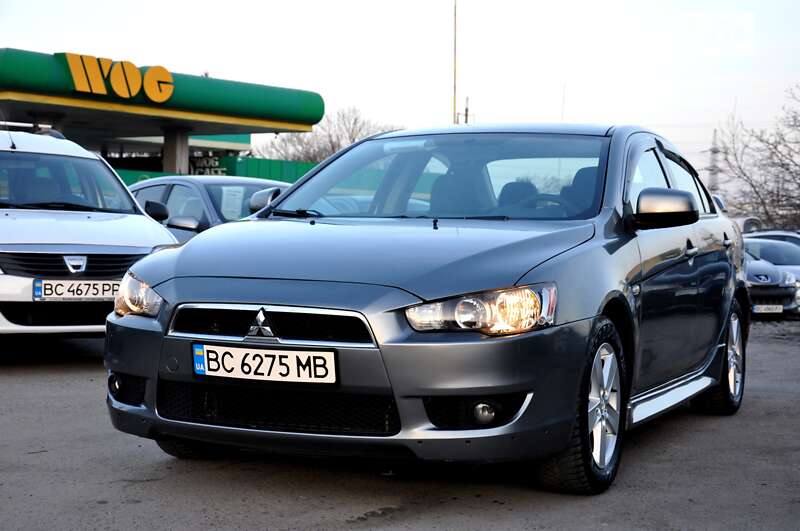2013 mitsubishi lancer