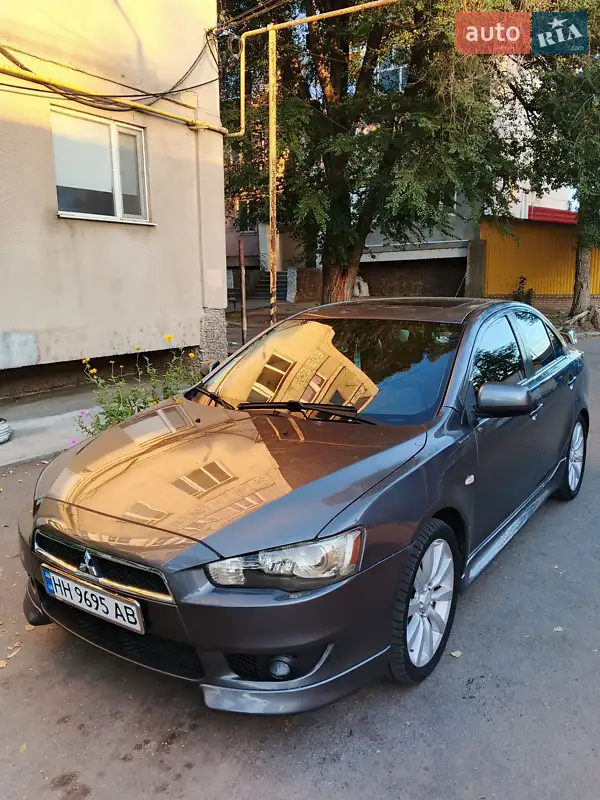 2010 mitsubishi lancer