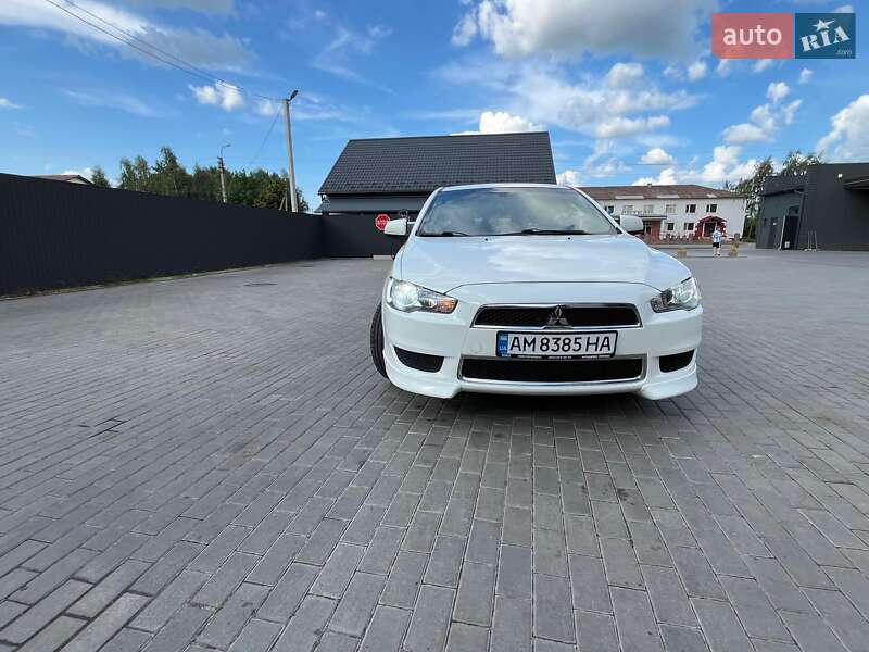 2012 mitsubishi lancer