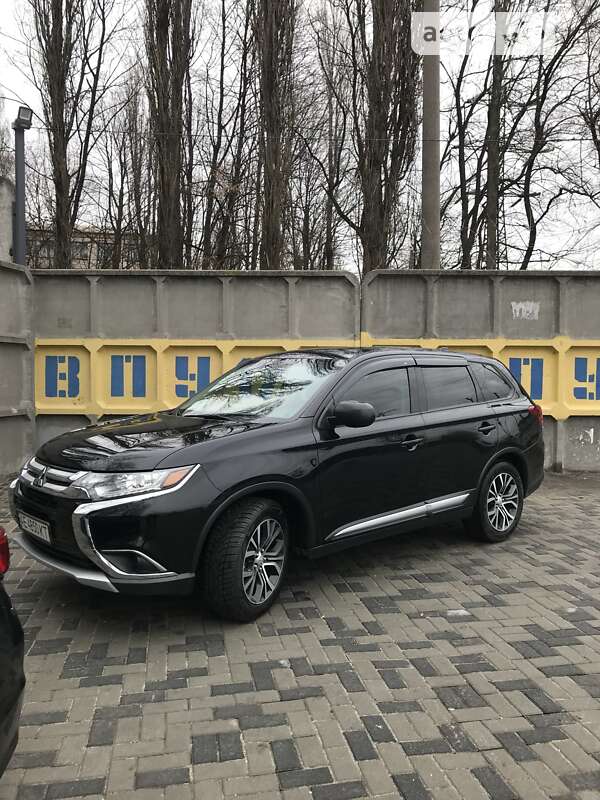 2016 mitsubishi outlander