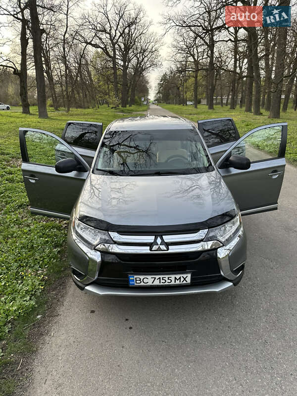 2017 mitsubishi outlander
