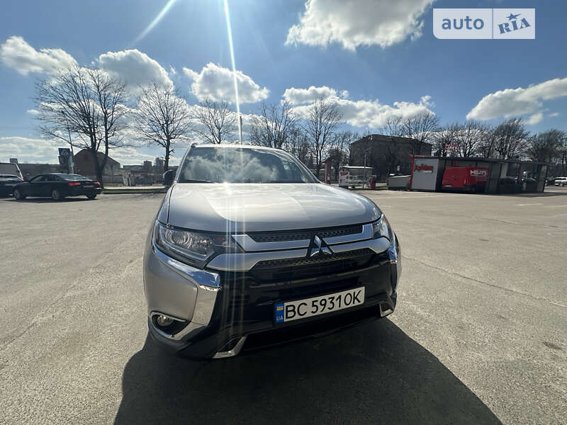 2019 mitsubishi outlander