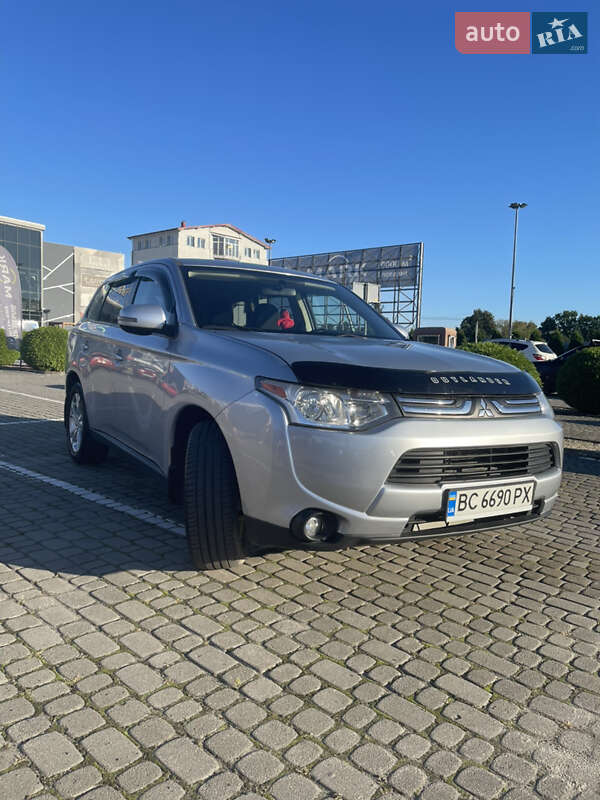 2013 mitsubishi outlander