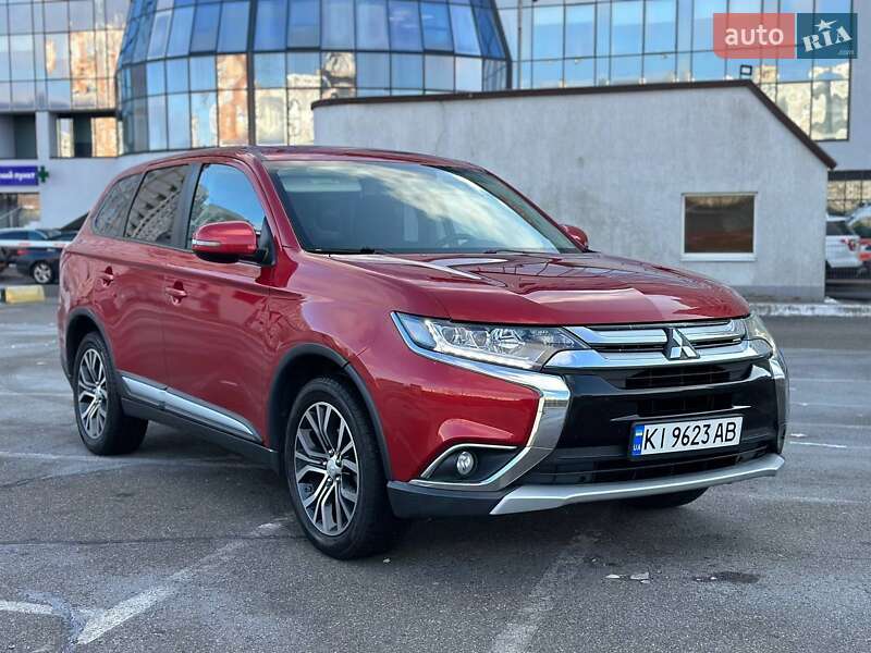 2016 MITSUBISHI Outlander