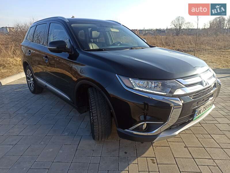 2016 mitsubishi outlander