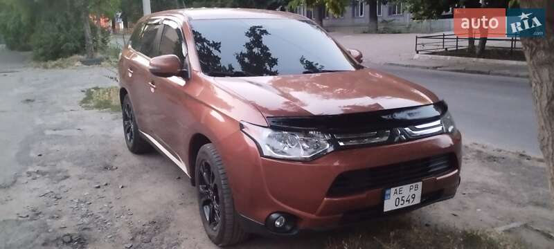 2013 mitsubishi outlander