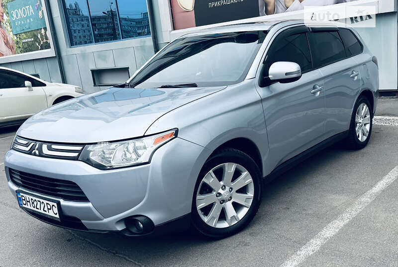 2013 mitsubishi outlander