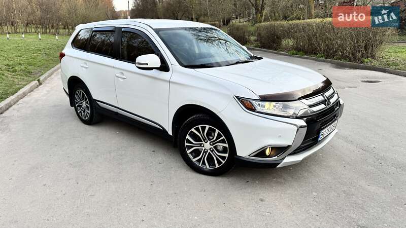 2016 MITSUBISHI Outlander