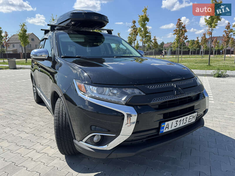 2018 mitsubishi outlander