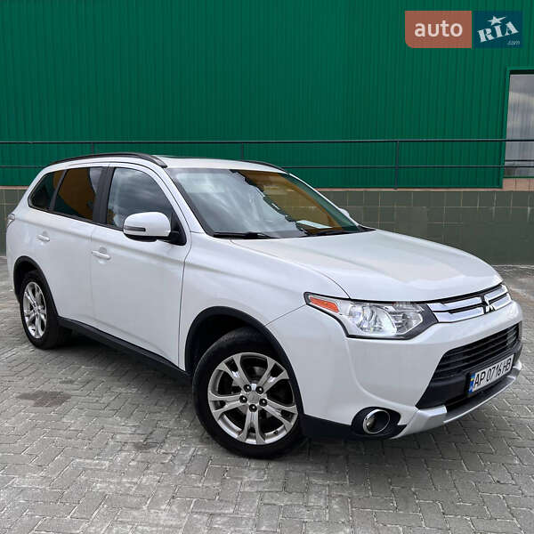 2015 MITSUBISHI Outlander