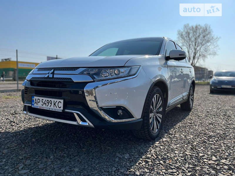 2018 mitsubishi outlander