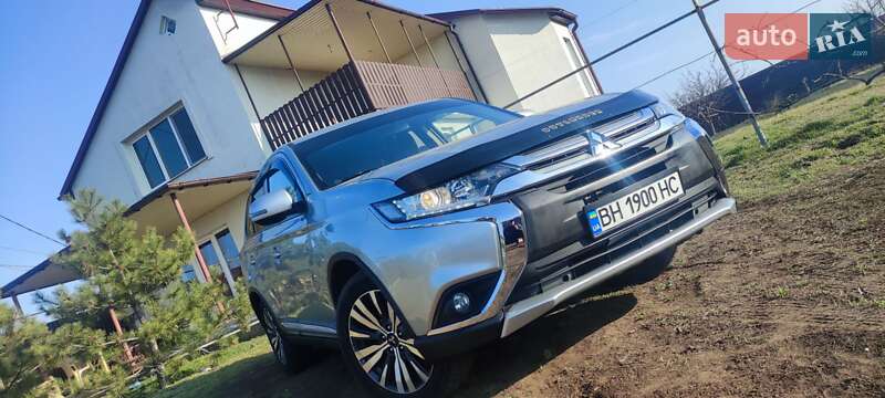 2018 mitsubishi outlander