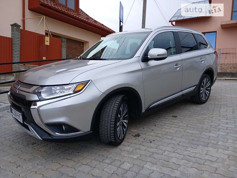 2018 mitsubishi outlander